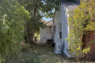 1470 SE Jackson St, Roseburg, OR 97470 - Photo 4