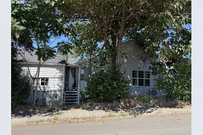 1470 SE Jackson St, Roseburg, OR 97470 - Photo 6