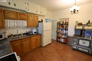 88447 Lampa Ln, Coquille, OR 97423 - Photo 16