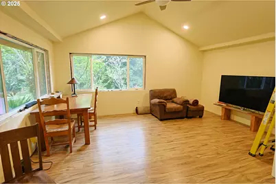 88447 Lampa Ln, Coquille, OR 97423 - Photo 32