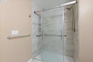 5561 SW Multnomah Blvd, Portland, OR 97219 - Photo 16