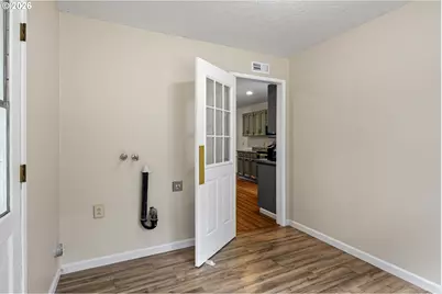 296 Mobley Dr, Azalea, OR 97410 - Photo 30