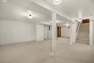 8907 SE Clay St, Portland, OR 97216 - Photo 22