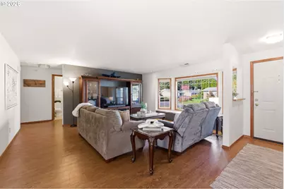 1365 SE Duke Dr, Hillsboro, OR 97123 - Photo 8