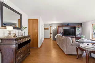 1365 SE Duke Dr, Hillsboro, OR 97123 - Photo 10