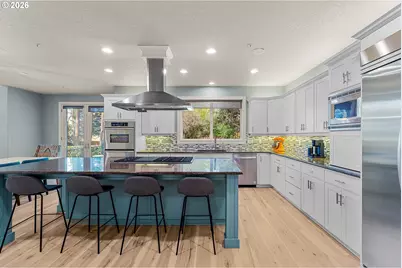 10509 SW Naeve St, Portland, OR 97224 - Photo 12