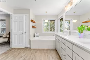 10509 SW Naeve St, Portland, OR 97224 - Photo 26