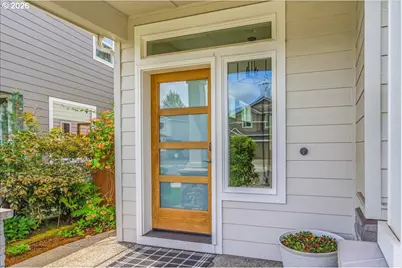 47 S 39th Dr, Ridgefield, WA 98642 - Photo 2