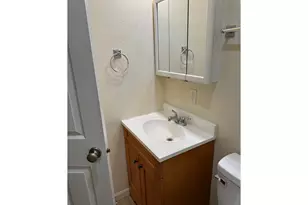 2046 W 14th Pl, Eugene, OR 97402 - Photo 10