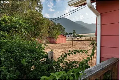 13882 S Rock Creek Ln, Haines, OR 97833 - Photo 24