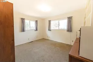 13882 S Rock Creek Ln, Haines, OR 97833 - Photo 14