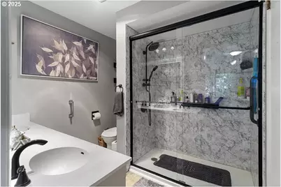 14729 NE Stanton Ct, Portland, OR 97230 - Photo 16