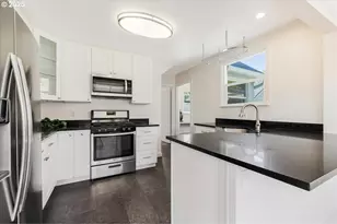 5625 SE Jennings Ave, Milwaukie, OR 97267 - Photo 12