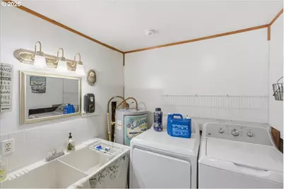 30271 Horseshoe Loop, Lebanon, OR 97355 - Photo 26