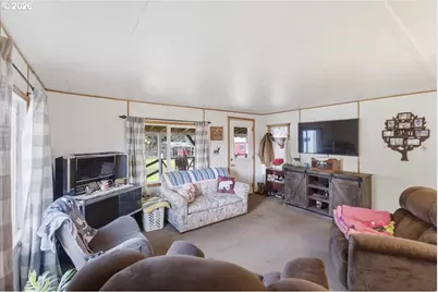 30271 Horseshoe Loop, Lebanon, OR 97355 - Photo 12