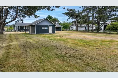 90364 Lewis Rd, Warrenton, OR 97146 - Photo 6