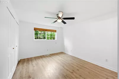 405 SE 21st St, Troutdale, OR 97060 - Photo 16