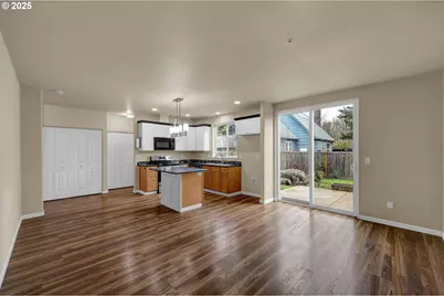 1725 Allea Dr, Eugene, OR 97404 - Photo 12