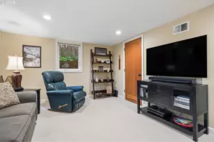 905 SE 71st Ave, Portland, OR 97215 - Photo 34