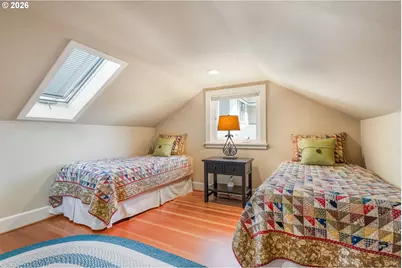 905 SE 71st Ave, Portland, OR 97215 - Photo 30