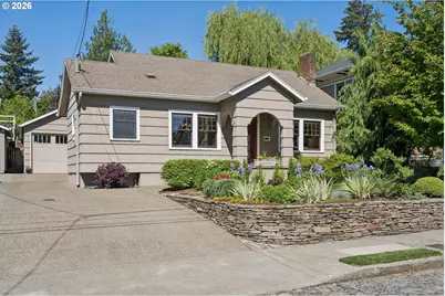 905 SE 71st Ave, Portland, OR 97215 - Photo 2