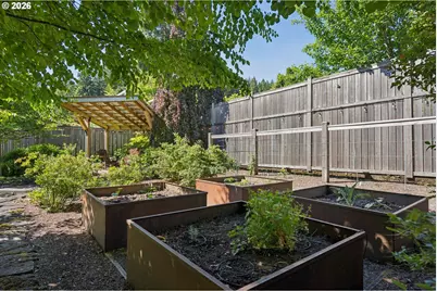 905 SE 71st Ave, Portland, OR 97215 - Photo 46