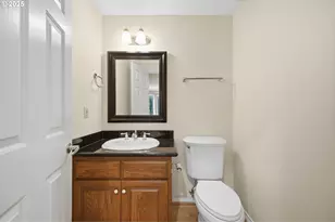 13386 SW Hillshire Dr, Portland, OR 97223 - Photo 16