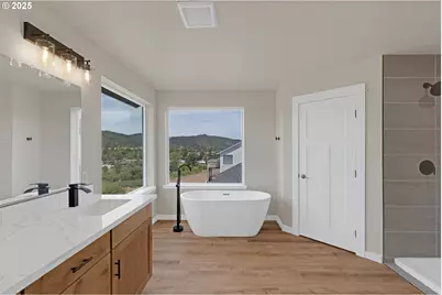 845 Forest Heights St, Sutherlin, OR 97479 - Photo 20