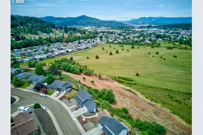 845 Forest Heights St, Sutherlin, OR 97479 - Photo 44