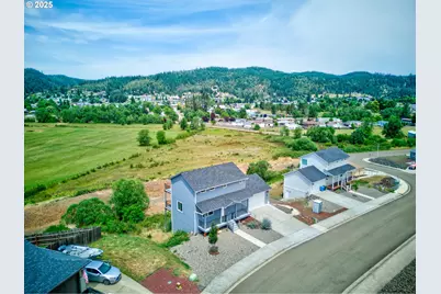 845 Forest Heights St, Sutherlin, OR 97479 - Photo 48