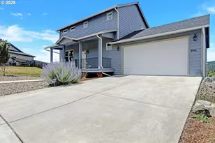 845 Forest Heights St, Sutherlin, OR 97479 - Photo 2