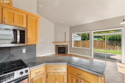 2721 La Darrah St, Eugene, OR 97404 - Photo 20