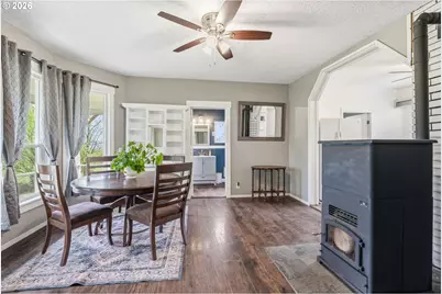 430 Carnine Rd, Castle Rock, WA 98611 - Photo 6