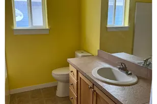 601 ST Charles Street, Eugene, OR 97402 - Photo 8