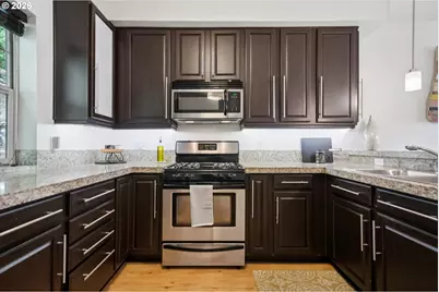 9231 NW Germantown Rd, Portland, OR 97231 - Photo 18