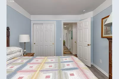 869 E 9th Ct, Lafayette, OR 97127 - Photo 26