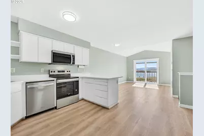 1362 Olney Ave, Astoria, OR 97103 - Photo 10