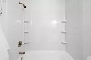 2846 SW Faith Ct, Troutdale, OR 97060 - Photo 10