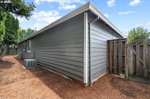 2846 SW Faith Ct, Troutdale, OR 97060 - Photo 36