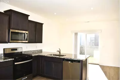 3974 SW Knapp Dr, Gresham, OR 97080 - Photo 8