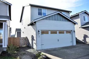 3974 SW Knapp Dr, Gresham, OR 97080 - Photo 2
