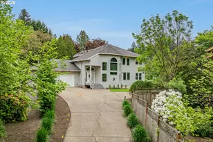 431 SW Colony Dr, Portland, OR 97219 - Photo 36