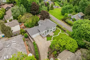 431 SW Colony Dr, Portland, OR 97219 - Photo 36