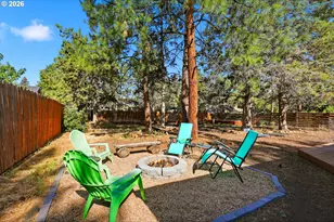 823 SE Polaris Ct, Bend, OR 97702 - Photo 26