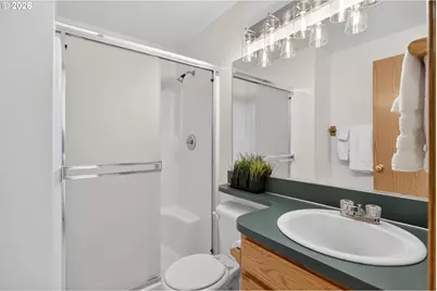 13218 NE 24th St, Vancouver, WA 98684 - Photo 16