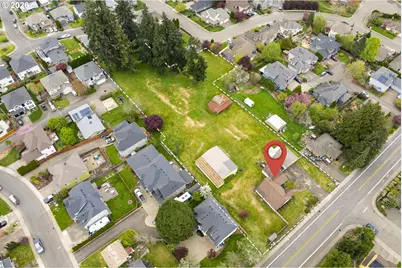 11885 SE Summers Ln, Clackamas, OR 97015 - Photo 12