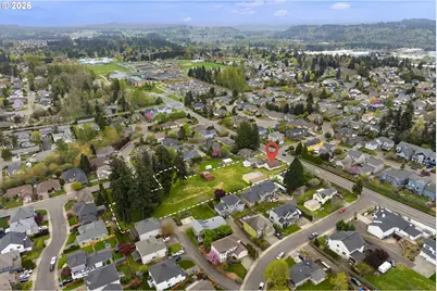 11885 SE Summers Ln, Clackamas, OR 97015 - Photo 16