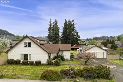 11885 SE Summers Ln, Clackamas, OR 97015 - Photo 1