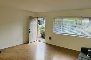 2014 SE Marion St, Portland, OR 97202 - Photo 4