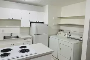 2014 SE Marion St, Portland, OR 97202 - Photo 8